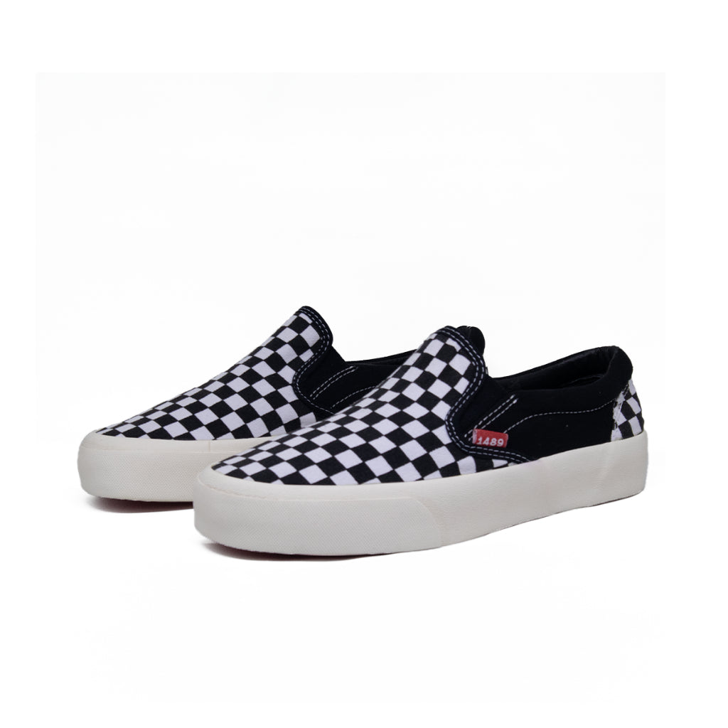 Slip On Checkerboard White