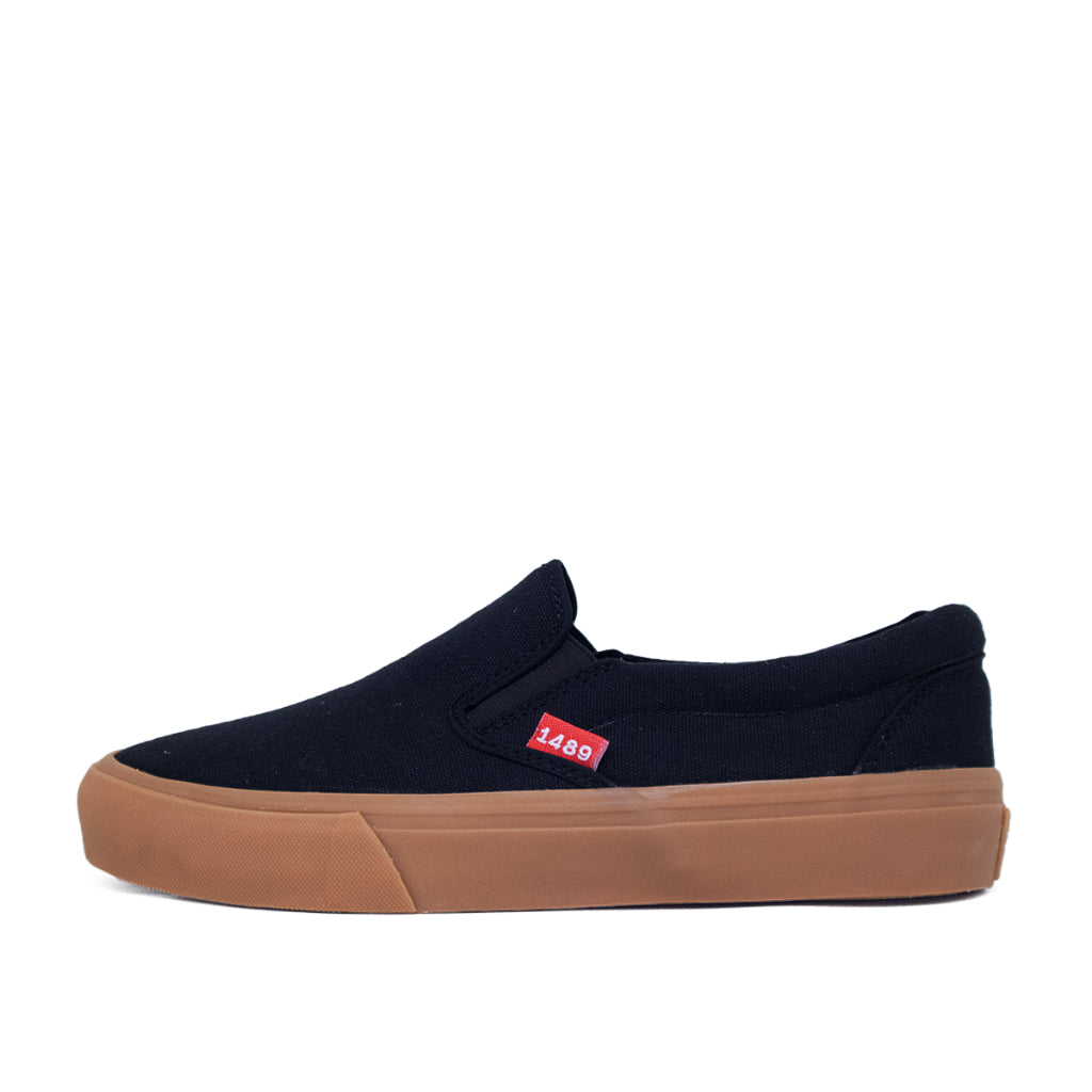 Slip On Black Gum